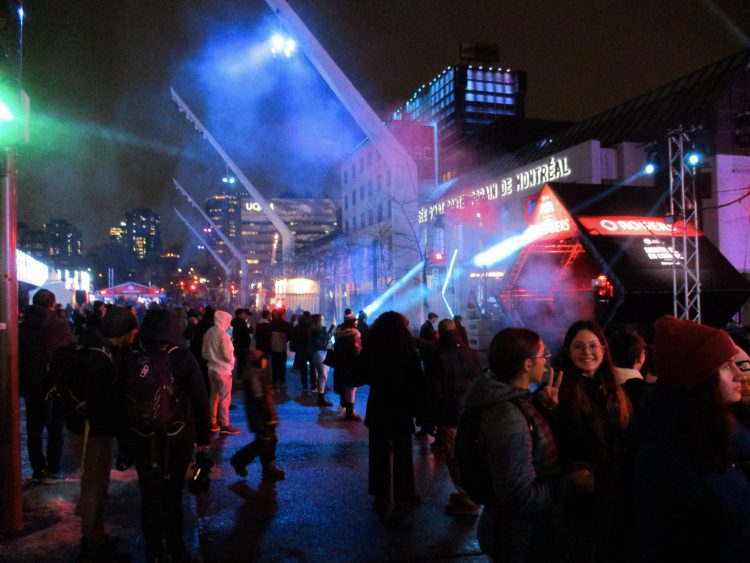 Crowd at Montreal en Lumiere.